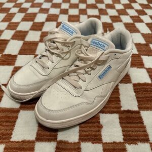 Reebok Sneakers Classic Design